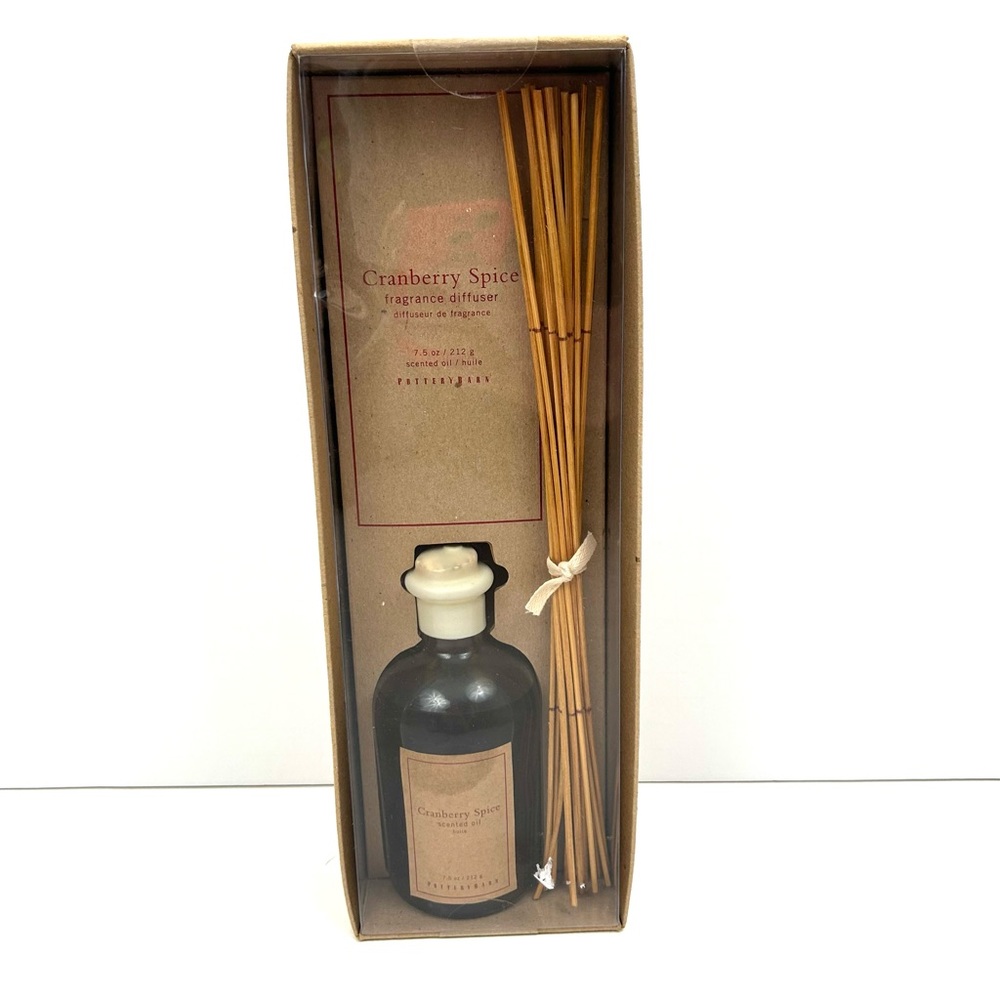 NIB Pottery Barn Cranberry Spice Scented Oil Fragrance Reed Diffuser - 7.5 oz
